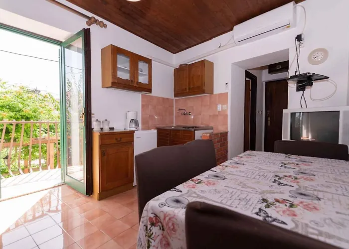 3 Apartment