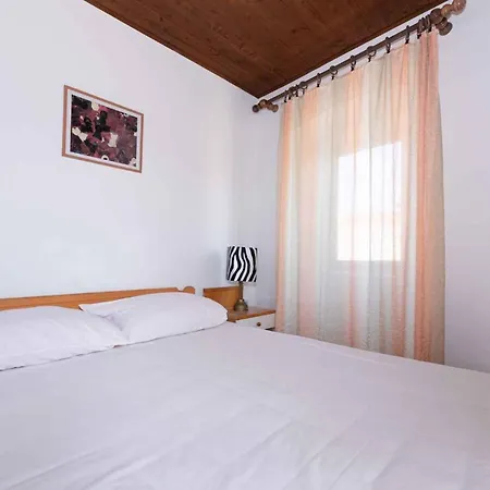 Appartamento 3 *